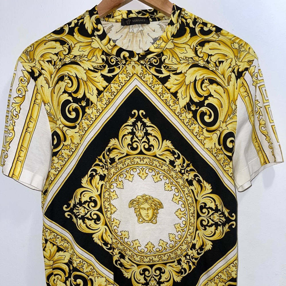 Versace Print t shirt
